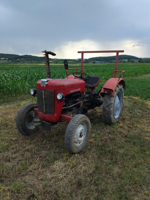 Tractor Massey Ferguson 25