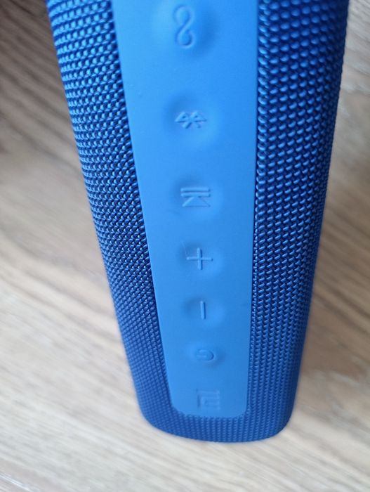 Колонка Mi Portable BT Speaker 16W