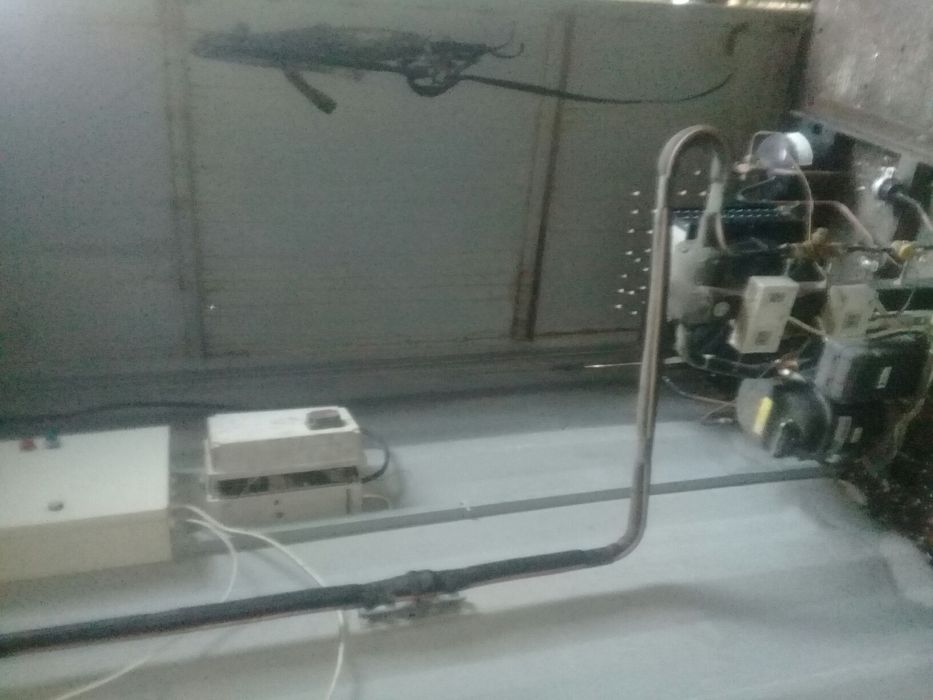 Продам холодильник