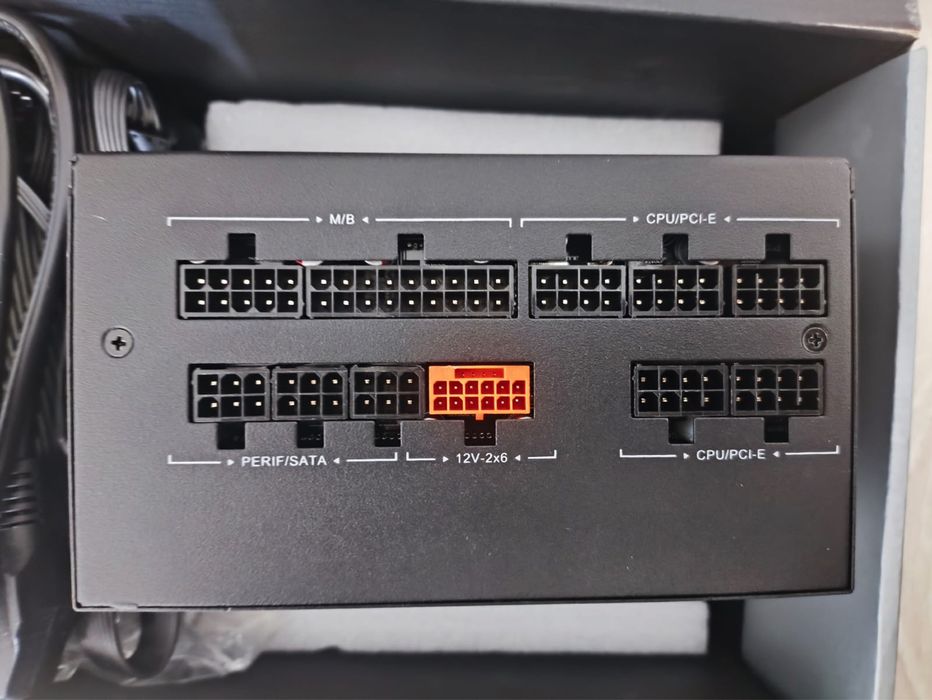 YN1000W блок питания