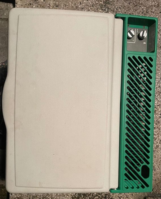 Хладилник на Ток и Газ