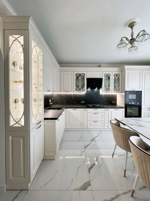 Кухонные гарнитуры под заказ.