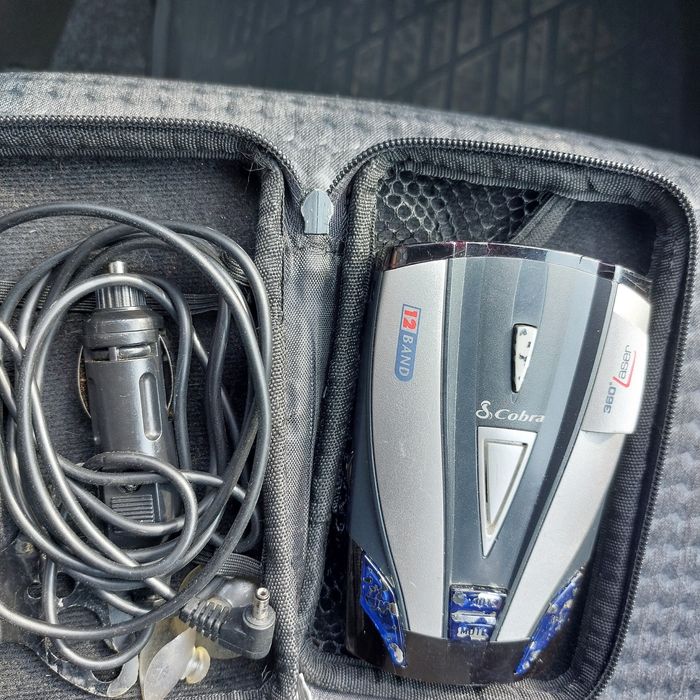 Beltronics 940 X +Cobra XRS9430 12 benzi