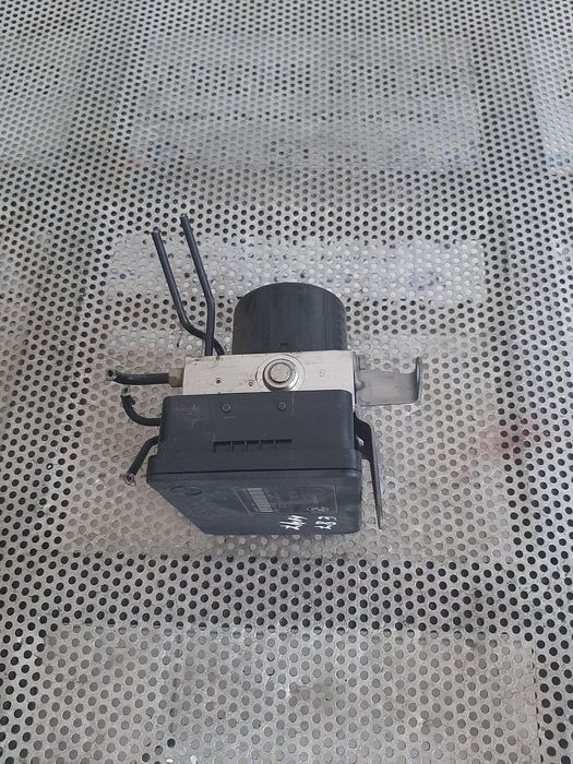 Pompa Modul Unitate ABS Bmw Cod  E90 E91 E92 E93 E87 E81 Dezmembrez Bmw