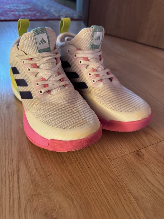 Продаю кроссовки adidas crazy flight