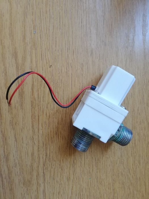 Accesorii baterie lavoar cu senzor