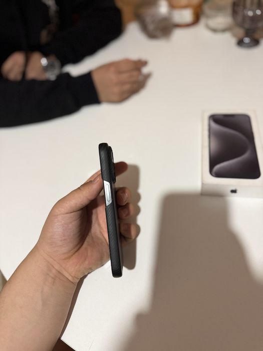 Продам айфон 15 про