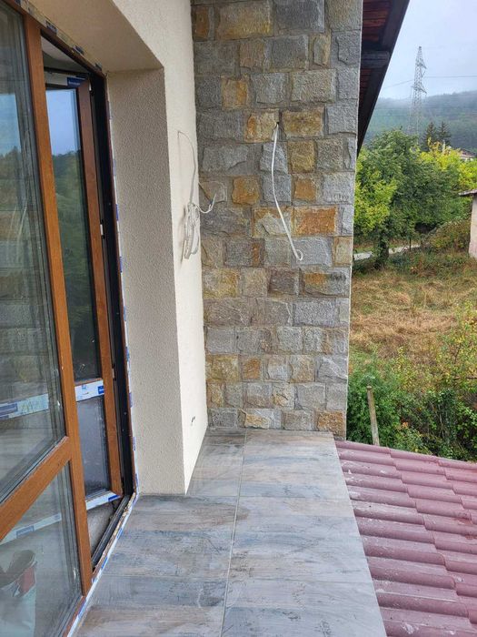 Продава се Къща в с. Саранци, Област София-област - 180 кв.м за 1345 €/кв.м - Снимка #15