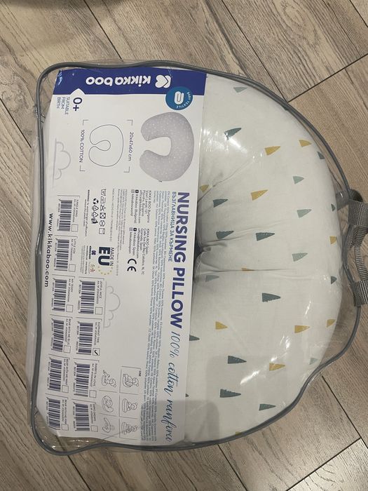 Възглавница за кърмене