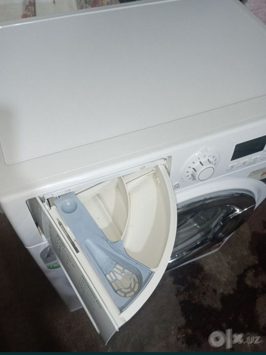 Стиральная машина Hotpoint Ariston 6 кг