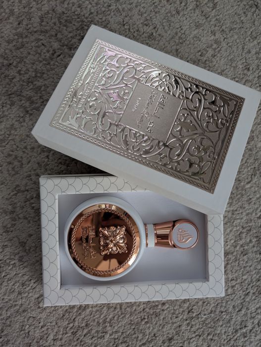 Lattafa парфюм-fakhar