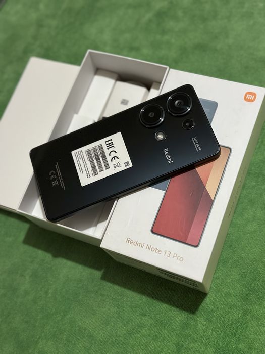 Redmi note 13 pro 12/256 idial 10/10