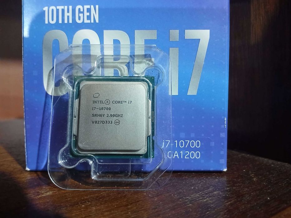 процесор i7-10700
