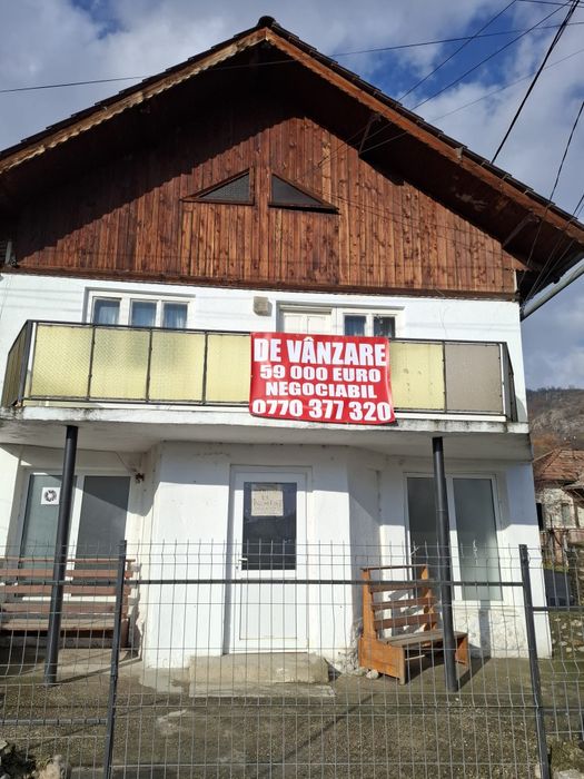 P+E  : SPAȚIU COMERCIAL la parter 64 mp și APARTAMENT modern la etaj