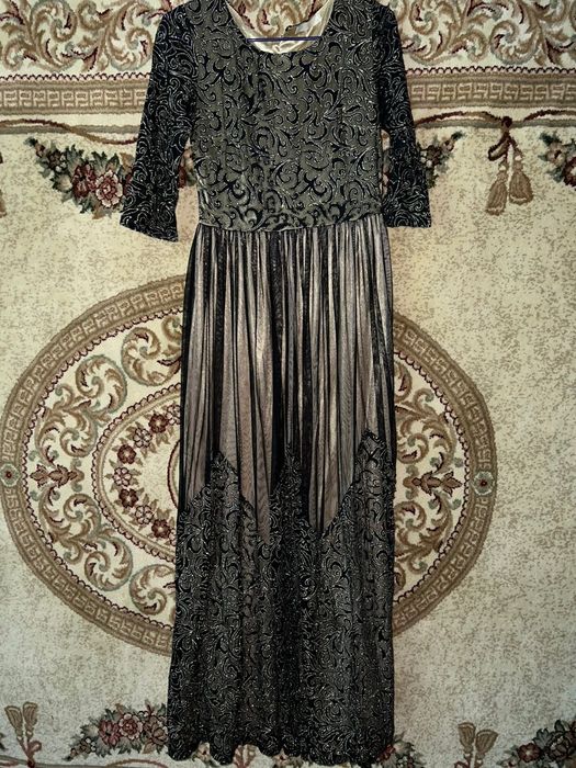 Вечерние платья 3000тг