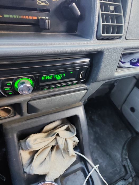 Oldi orqa kamera damas rodnoy maginatafon