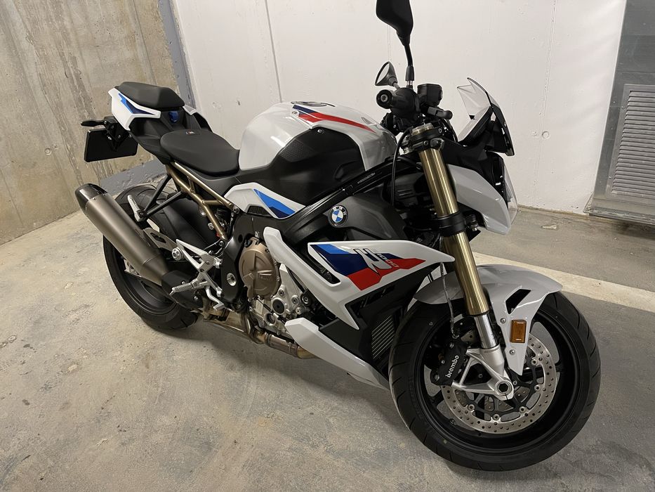 Bmw s1000r an 2022 mpacket