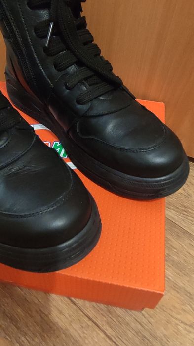 Ботинки демисезонные