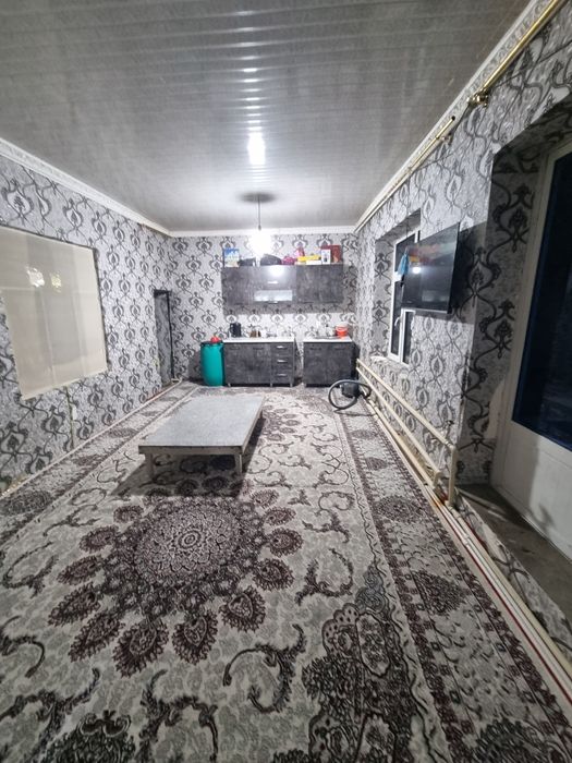 Uchastka srochniy sotiladi