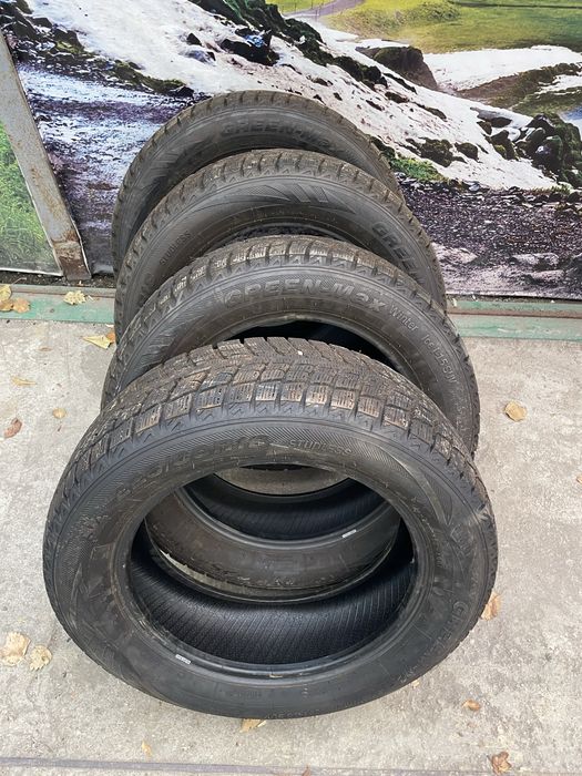 Продам шины в очень хорошем состоянии
