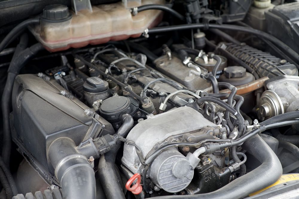 Motor Mercedes OM612 163CP 2.7CDI injector turbo pompa înaltă regulator presiune senzor presiune rampa alternator electromotor capac culbutori rampa