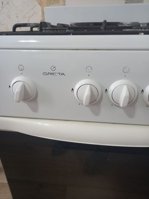 Продам газовую  плиту