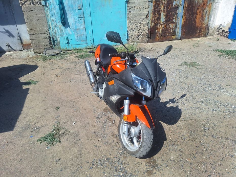 Скутер peda hornet 2