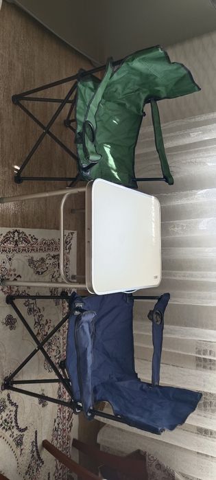 Продам стол и стулья туристический.