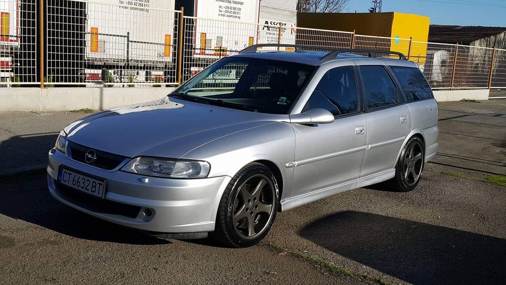 Фарове за вектра Б и Ц,ауди а8 д3/farove za vectra b i c,audi a8 d3