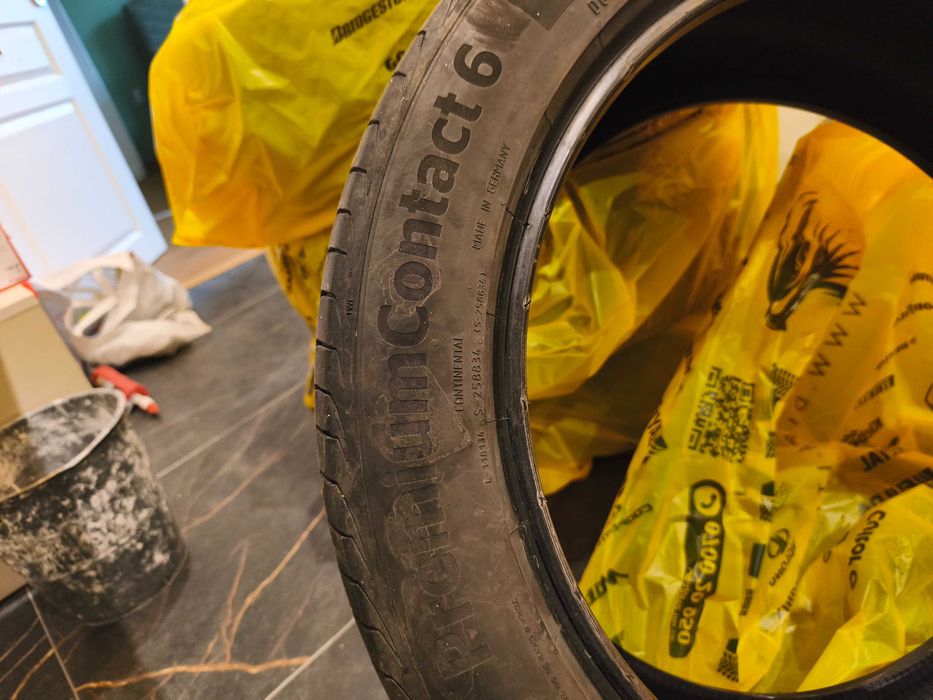 Летни гуми 235/50/19