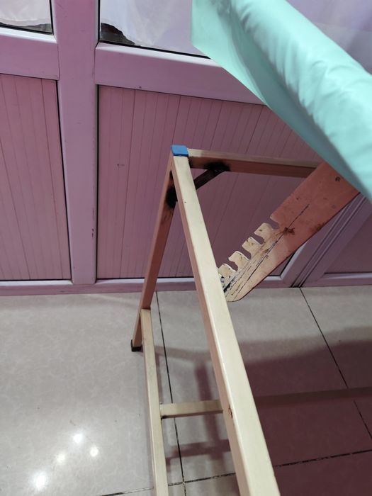 Кушетка для шугаринга