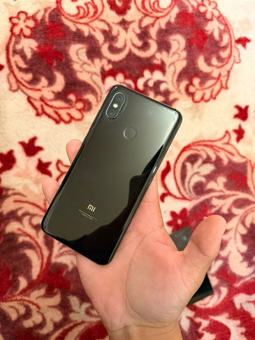Продам redmi mi 8