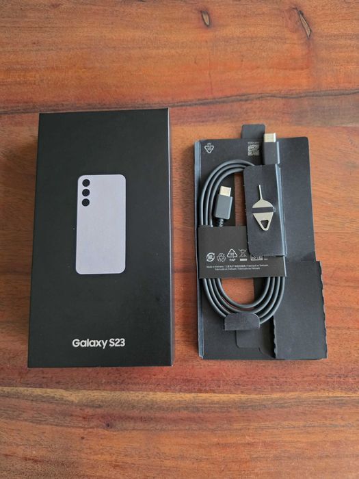 Samsung Galaxy S23 256GB цвят лавандула в перфектно състояние