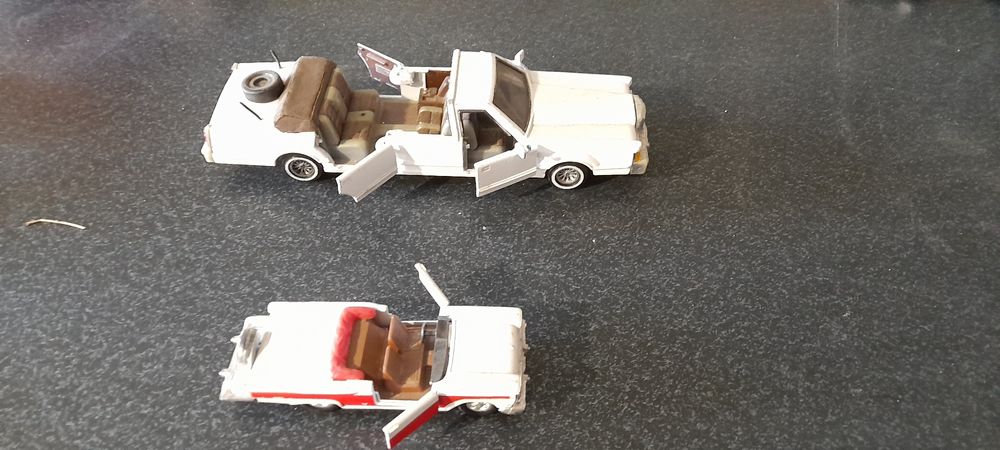 Стари метални колички за ценители и колекционери