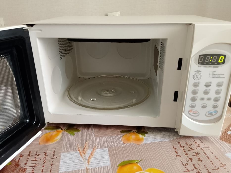Продам микроволновку