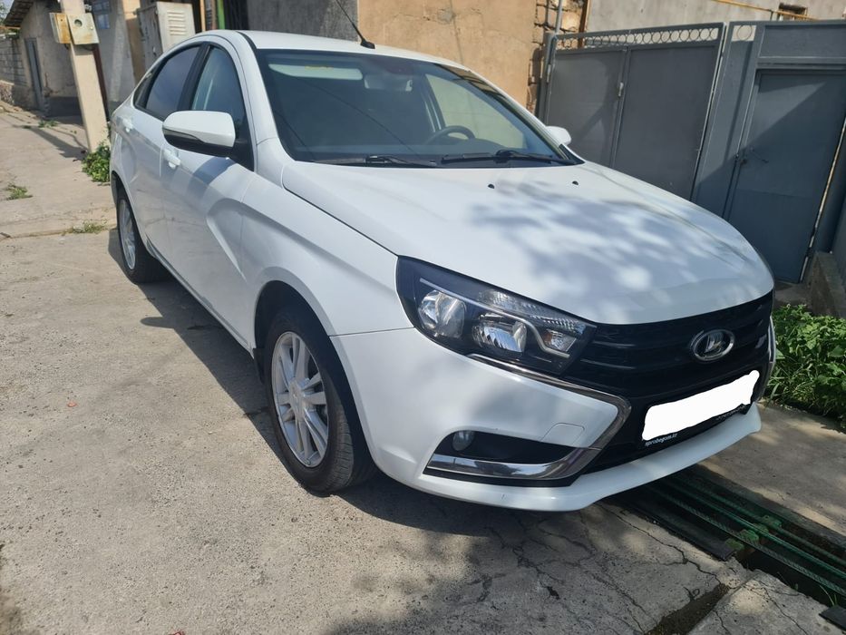 Vesta в идеальном состоянии