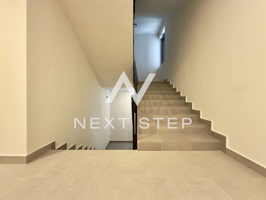 Продава се Тристаен апартамент в Пловдив, Тракия - 96 кв.м за 771 €/кв.м - Снимка #9