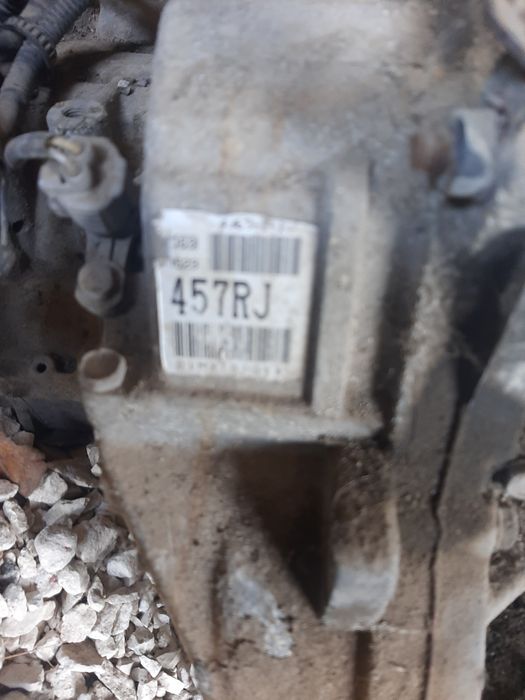 Продавам автоматична скоростна кутия от Vektra В  1.8 125к.с.