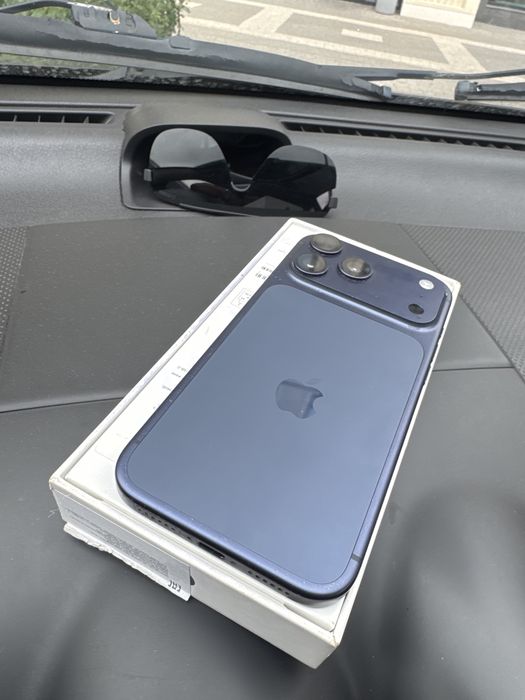 iPhone 17 pro max