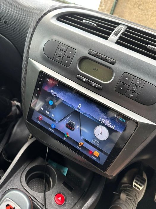 Navigatie android Seat Leon Waze YouTube GPS BT USB