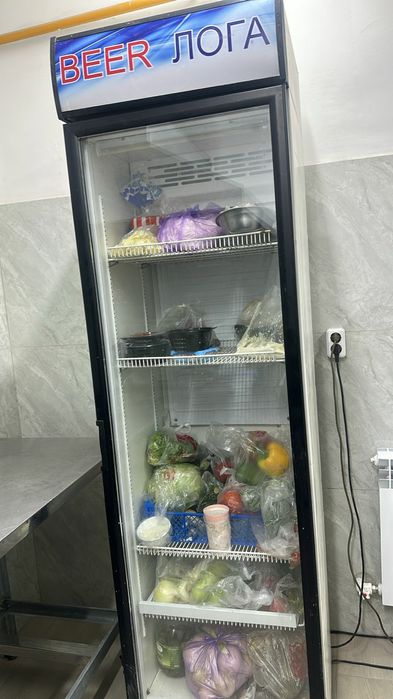 Продам холодильники-витрина