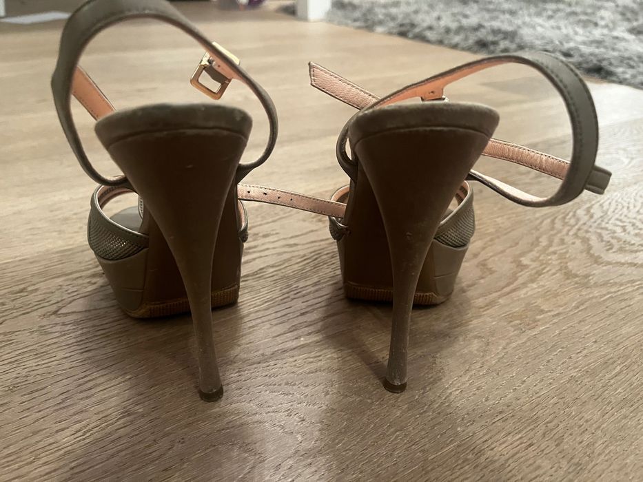 Sandale de piele Versace 36