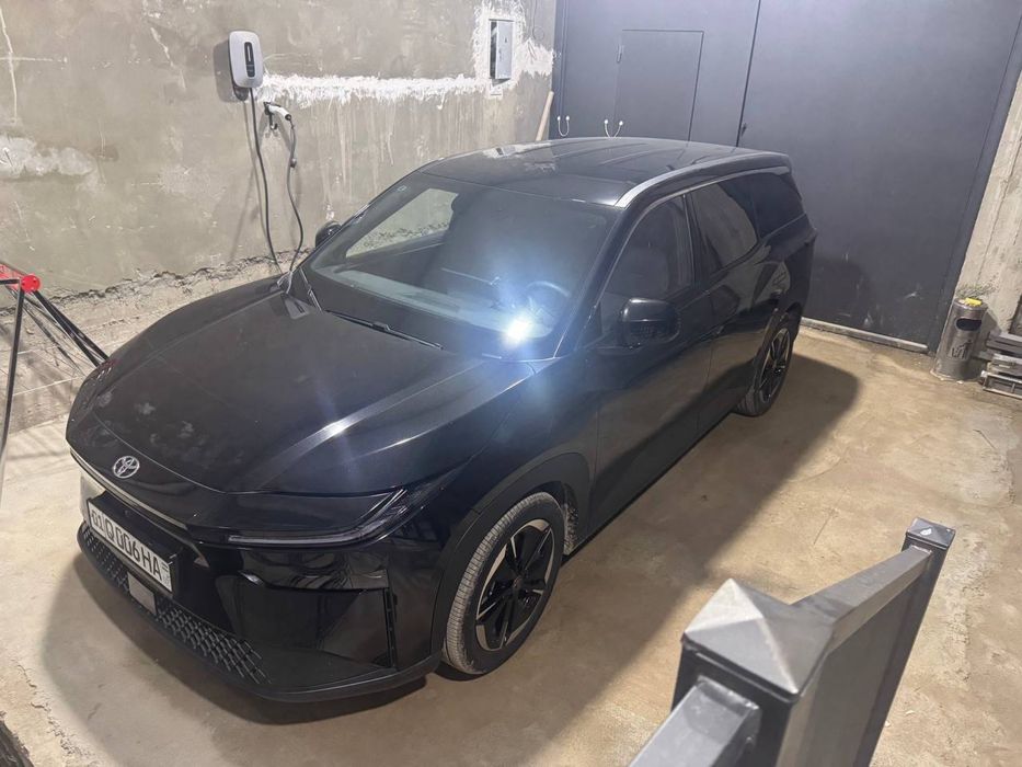 Toyota BZ 3 X. Holati ideal