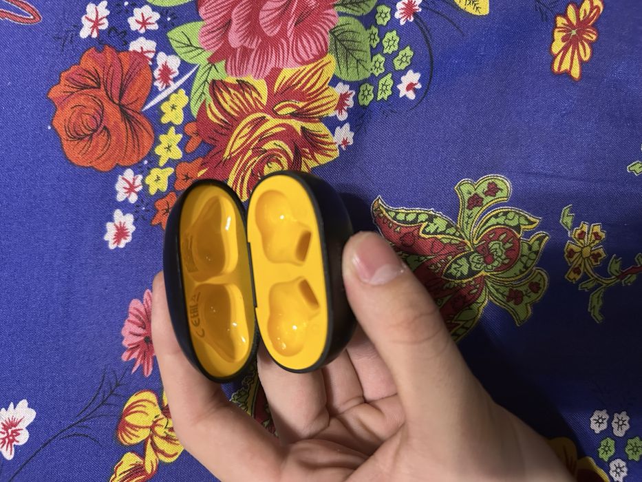 Продается realme Buds Q