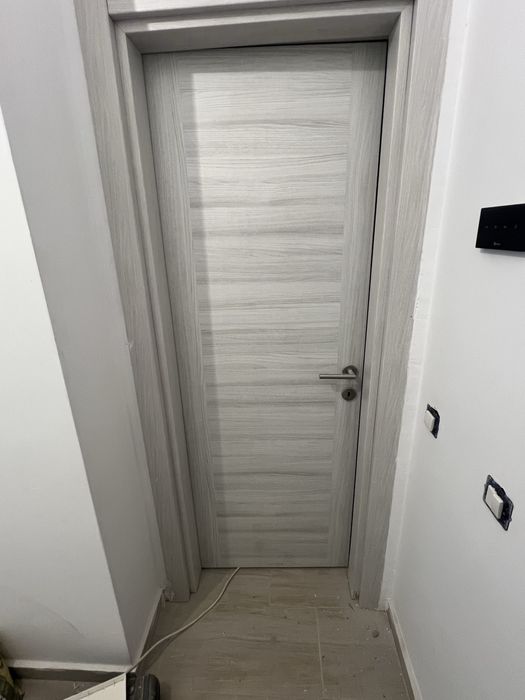 Vand 3 usi interior noi