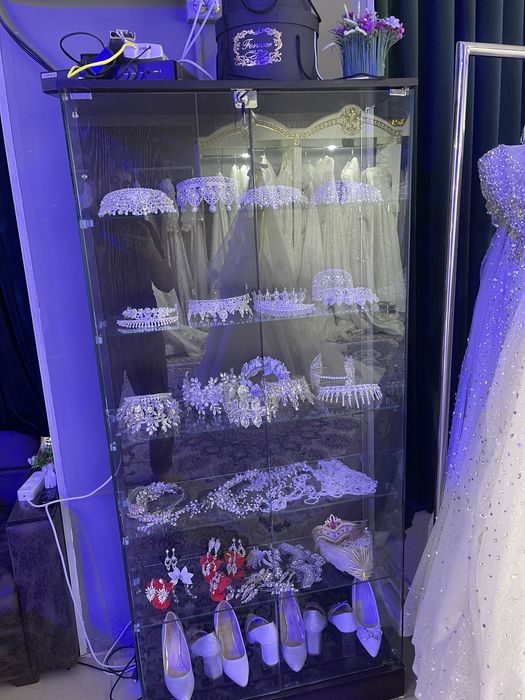 Kelin liboslari biznesi tayyor sotiladi !!!