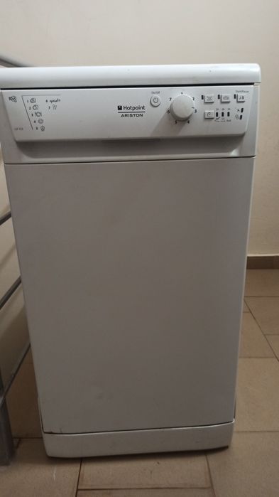 Съдомиялна Ariston Hotpoint LSF 723