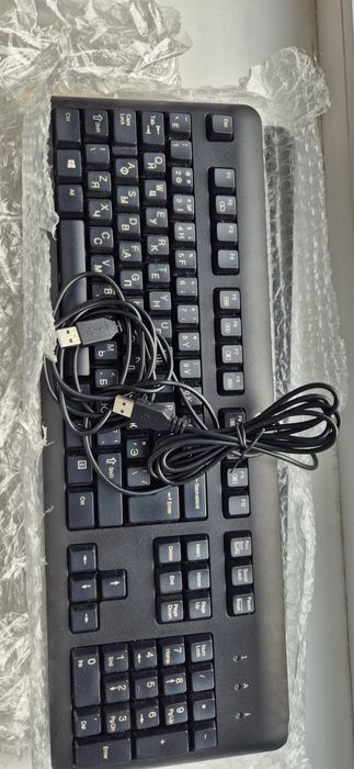 Клавиатура с USB кабелем