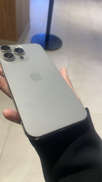 Iphone 15 про макс 256 гигабайт