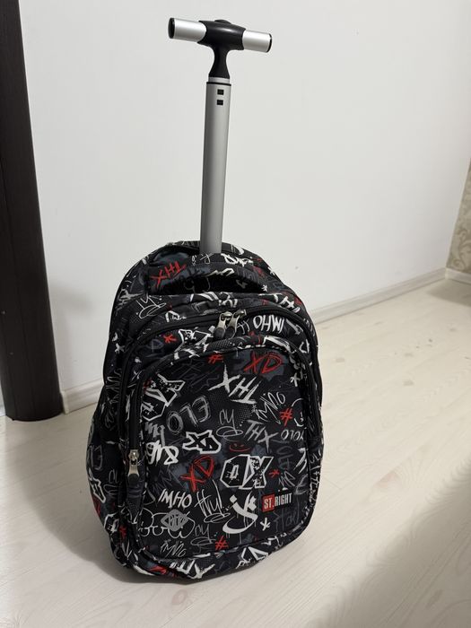 Ghiozdan pentru scoala, troler